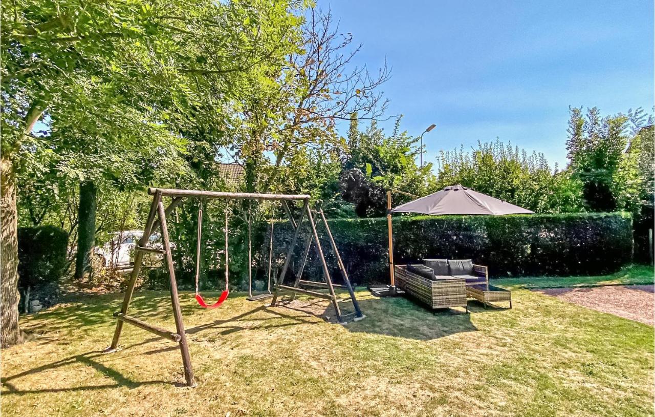 1 Bedroom Gorgeous Home In Zoutelande Exterior photo